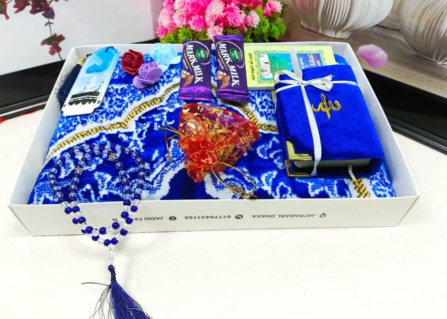 স্টুডেন্ট প্যাকেজ